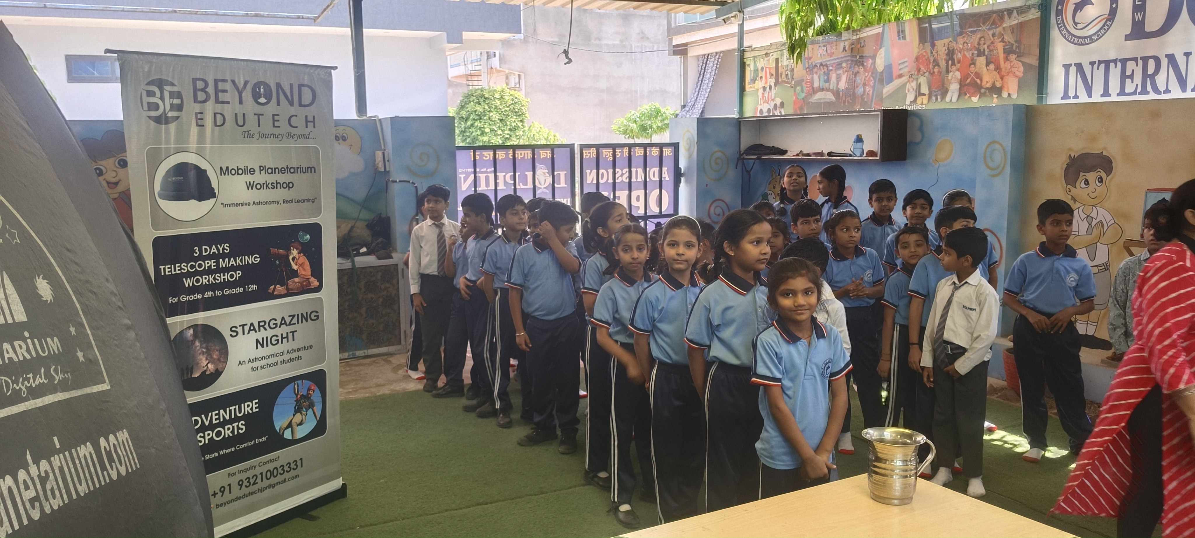 Students at planetarium